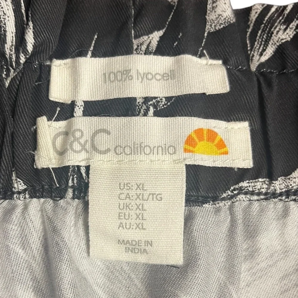 C&C California‎ Black White Tropical Floral Paperbag Mini Skirt Womens XL